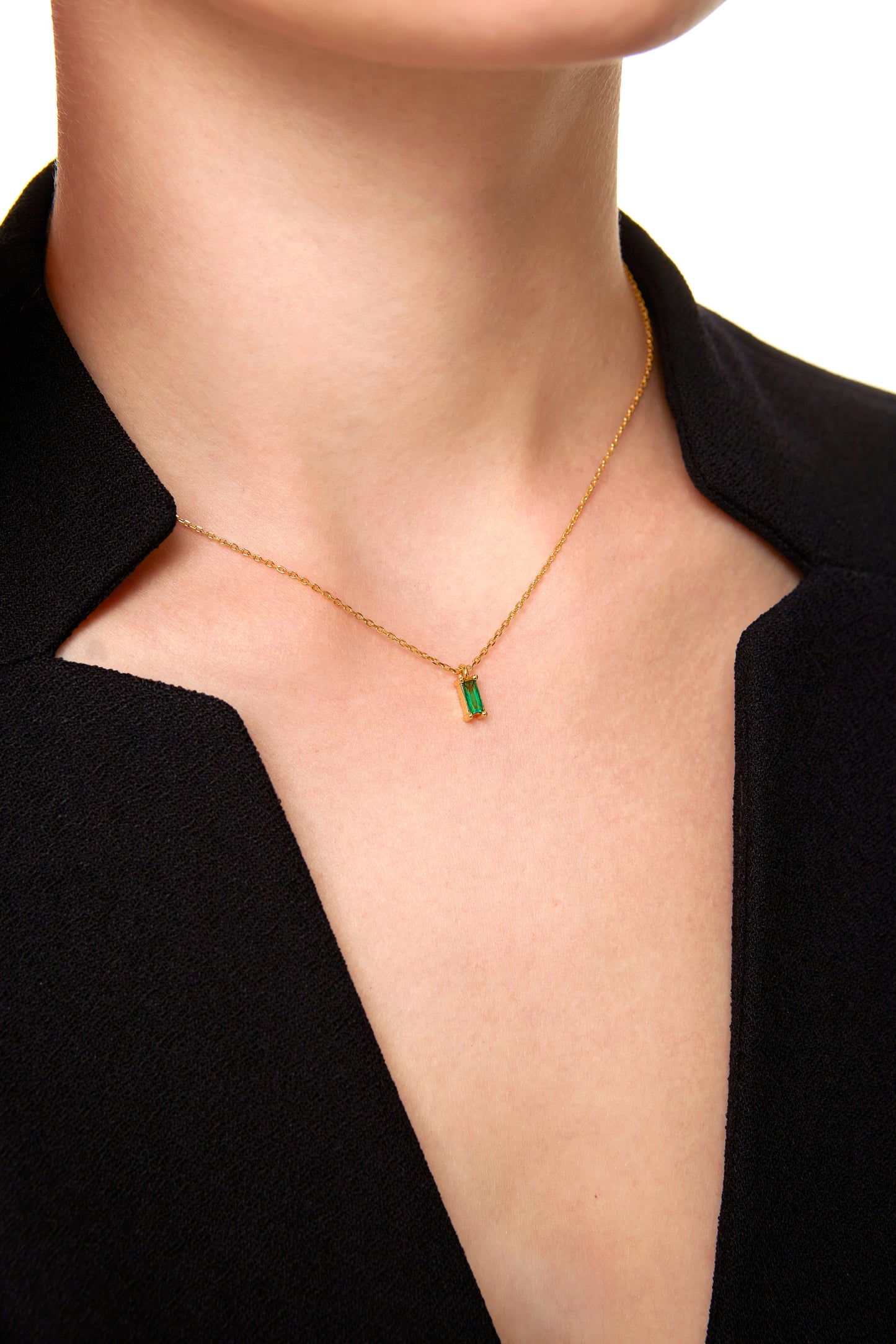 Jantier: Collier Solitaire en Argent Plaqué Or avec Zircon vert
