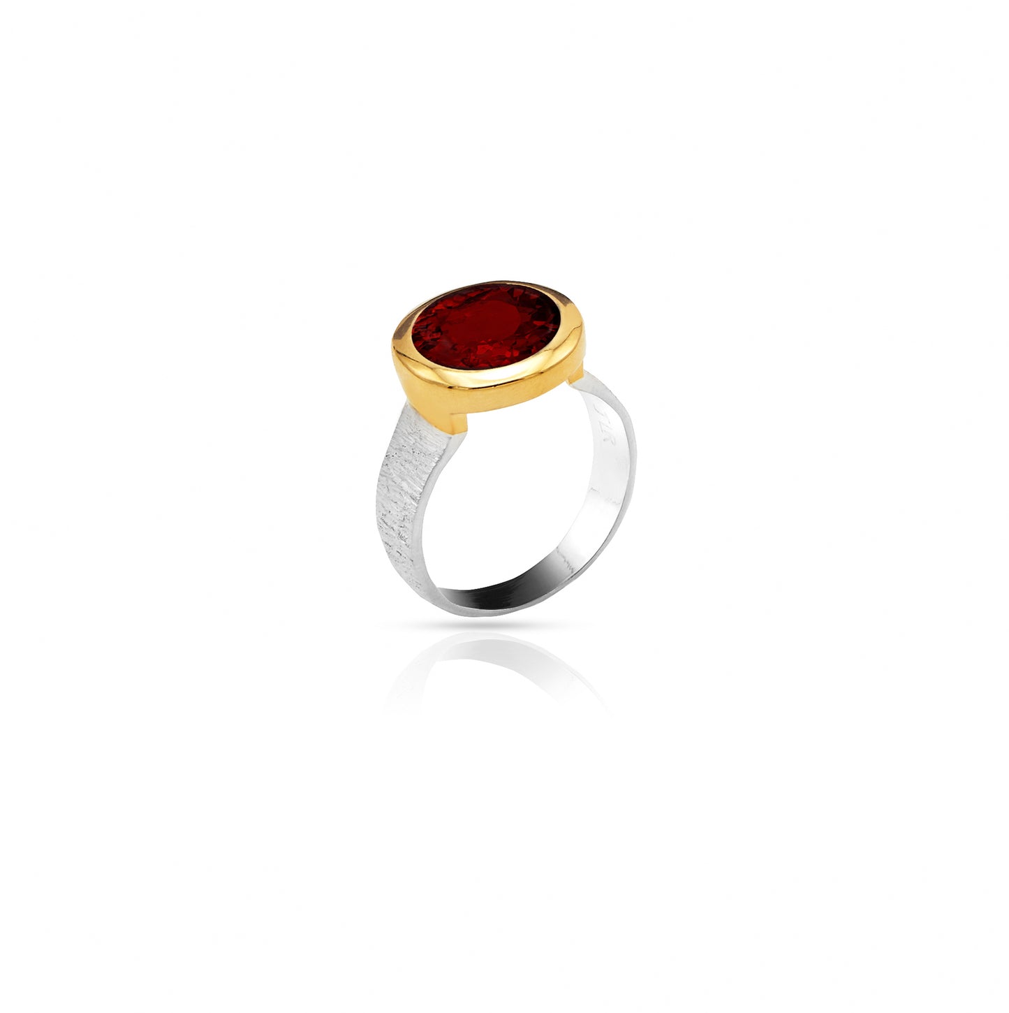 Jantier: Garnet Ring in Gold Plated Silver, Gold Contrast, Bold Style