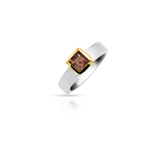 Jantier: Gold-Plated 925 Silver Ring with Smoky Quartz