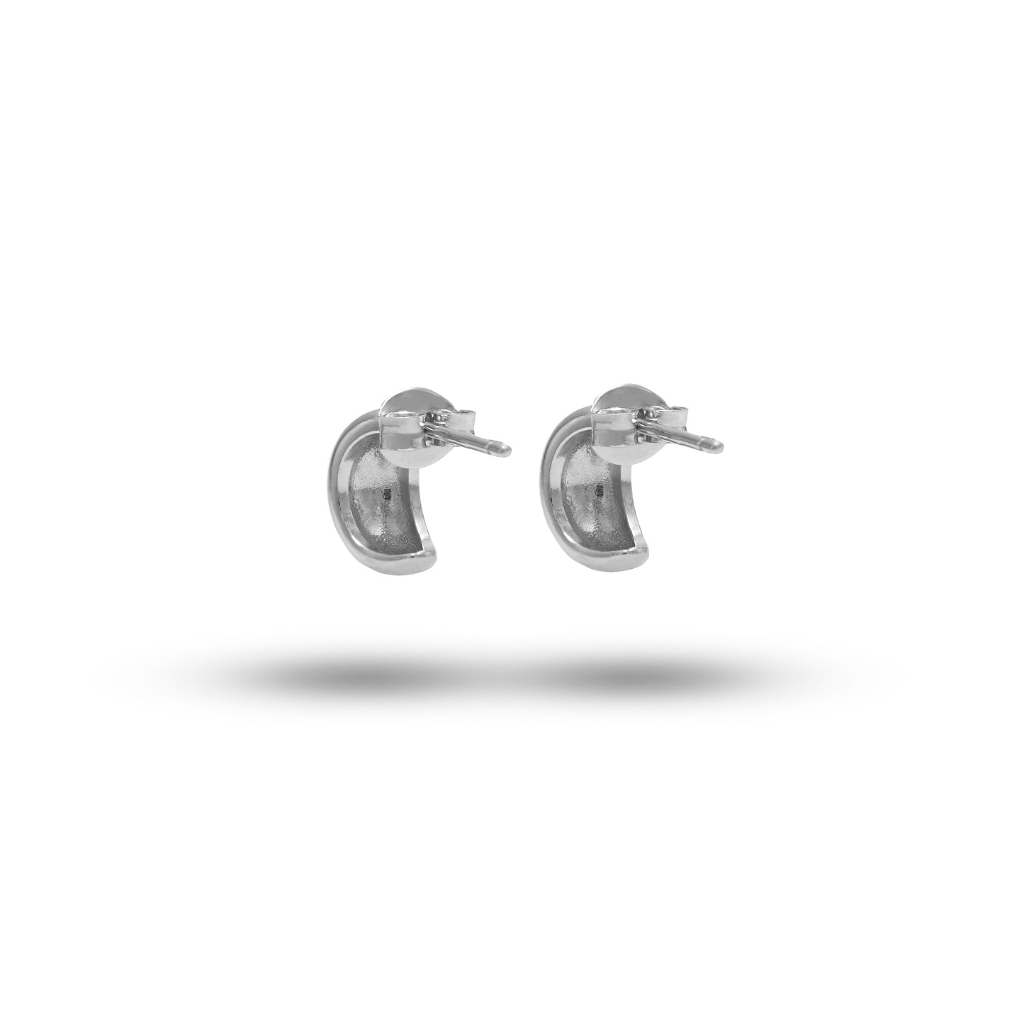 Jantier: Crescent moon earrings in rhodium-plated silver