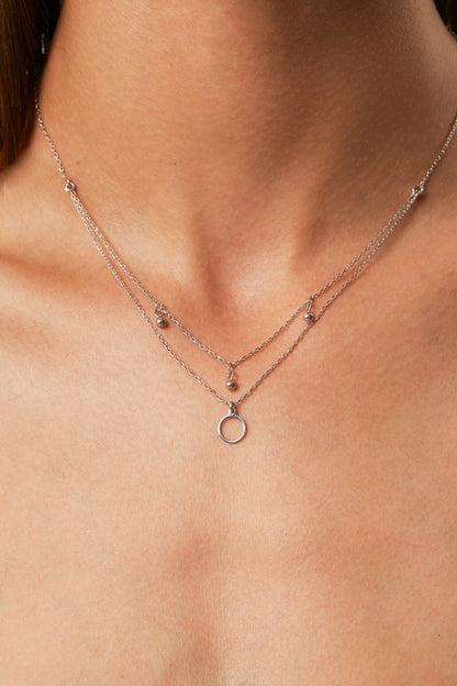 Jantier: Necklace Set - Silver. Rhodium-plated metal