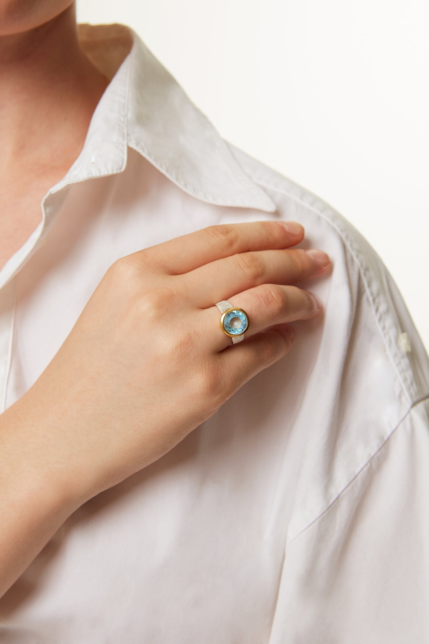 Jantier: Bague en Argent 925 Plaqué Or avec Topaze Lumineuse