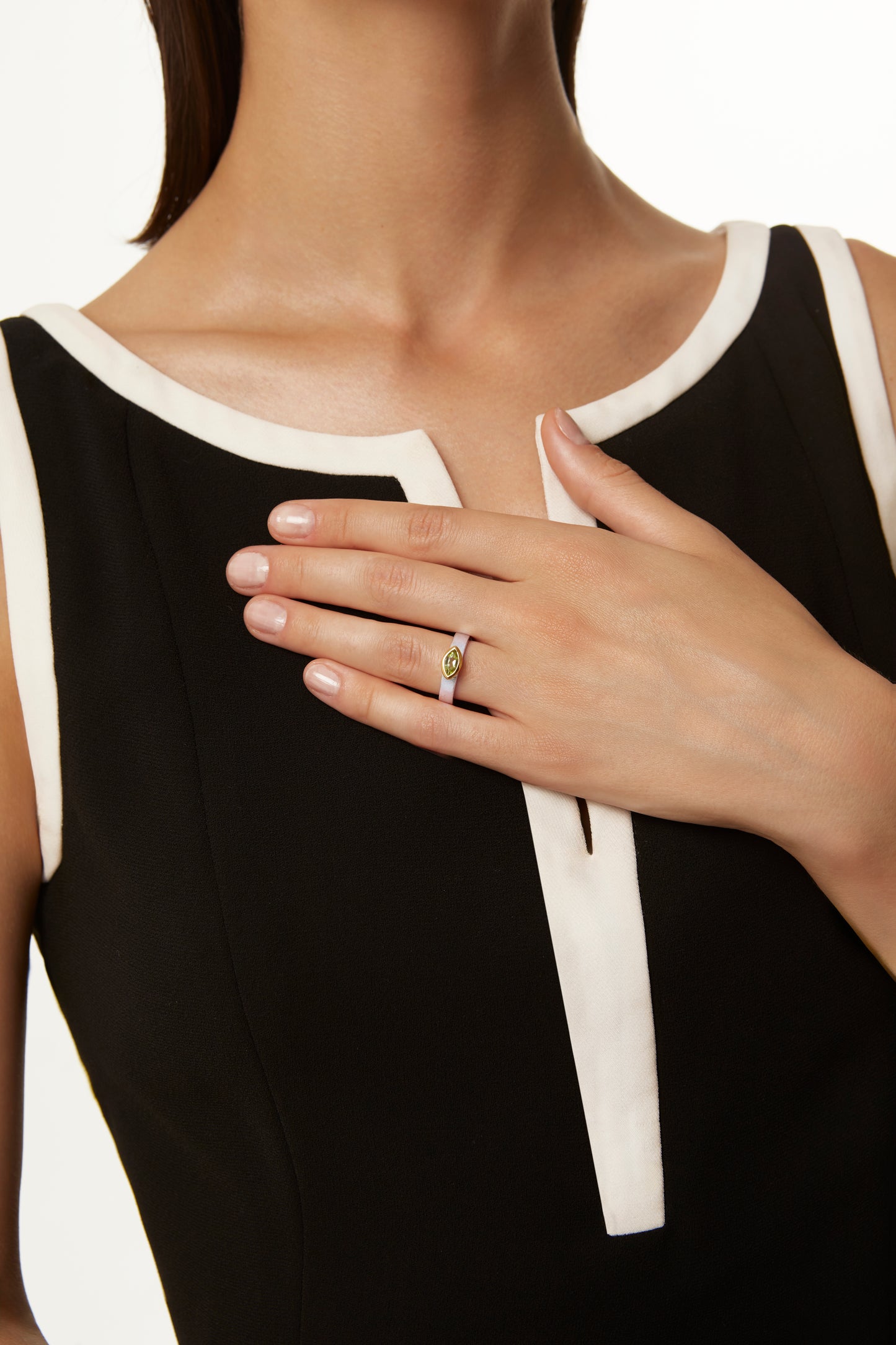 Jantier: Gold Plated Silver Ring with Peridot, Elegant Protection