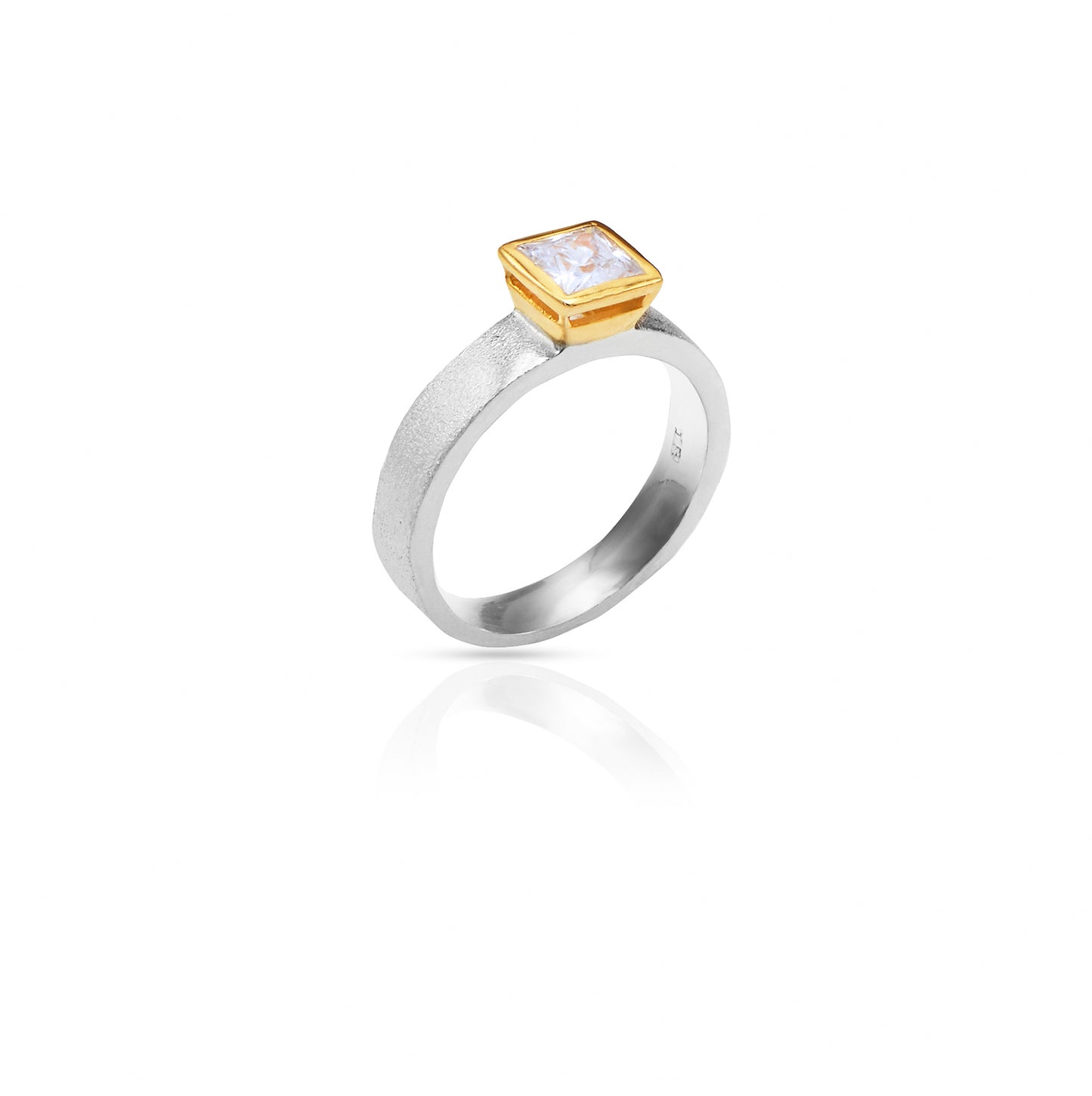 Jantier: Gold-Plated 925 Silver Ring with Zircon, Adorned with Topaz