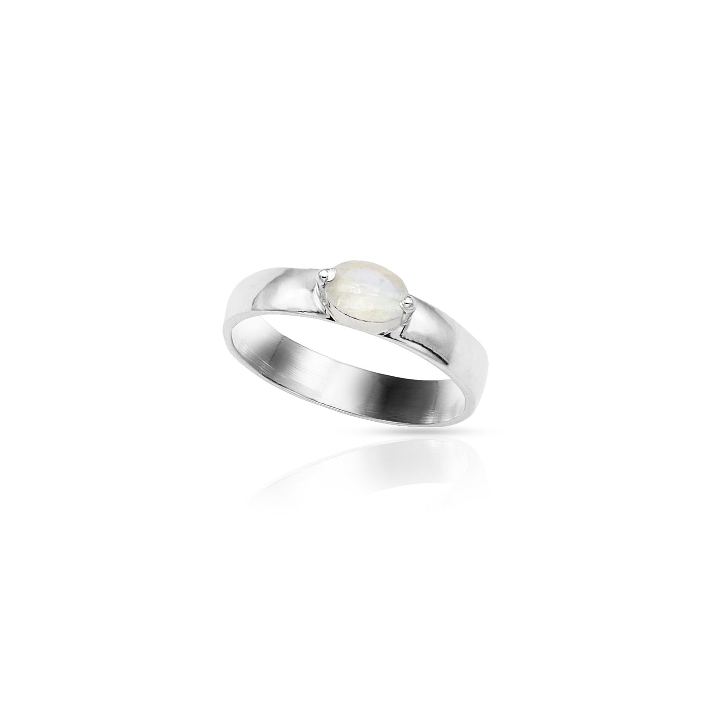 Jantier: 925 Silver and Moonstone Ring, Unique Sparkle